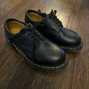 DR. MARTENS 1461 WOMEN’S SMOOTH LEATHER OXFORD SHOES
